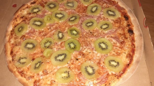 Der Schwede Stellan Johansson hat mit seinem Rezept für Kiwi-Pizza in Italien große Empörung ausgelöst.