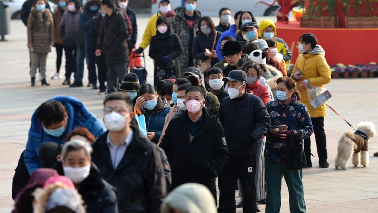 Fürchten eine weitere Ausbreitung des Coronavirus: Die Bewohner von Nanjing, der Ausrichterstadt der Leichtathletik-Hallen-WM.