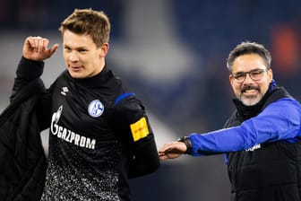 Alexander Nübel (l.) und David Wagner: Am Freitagabend wird der Schalke-Torwart sein Comeback feiern.