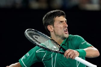 Novak Djokovic ballt nach seinem Sieg die Faust.