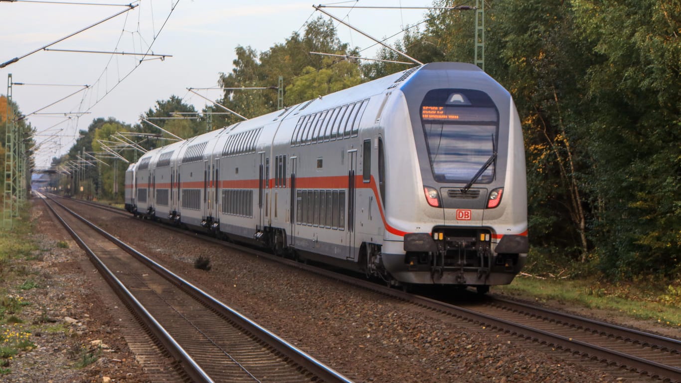 IC2: Die Bahn will langfristig mehr Städte an das Fernverkehrsnetz anschließen.