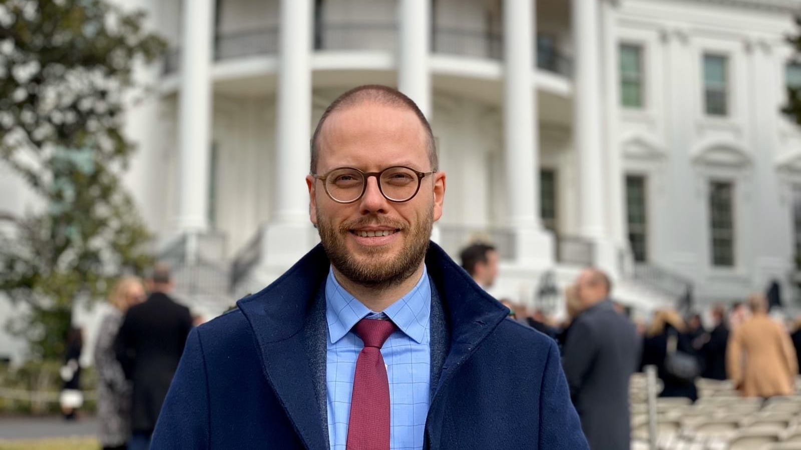 t-online.de-Korrespondent Fabian Reinbold geht im Weißen Haus ein und aus.