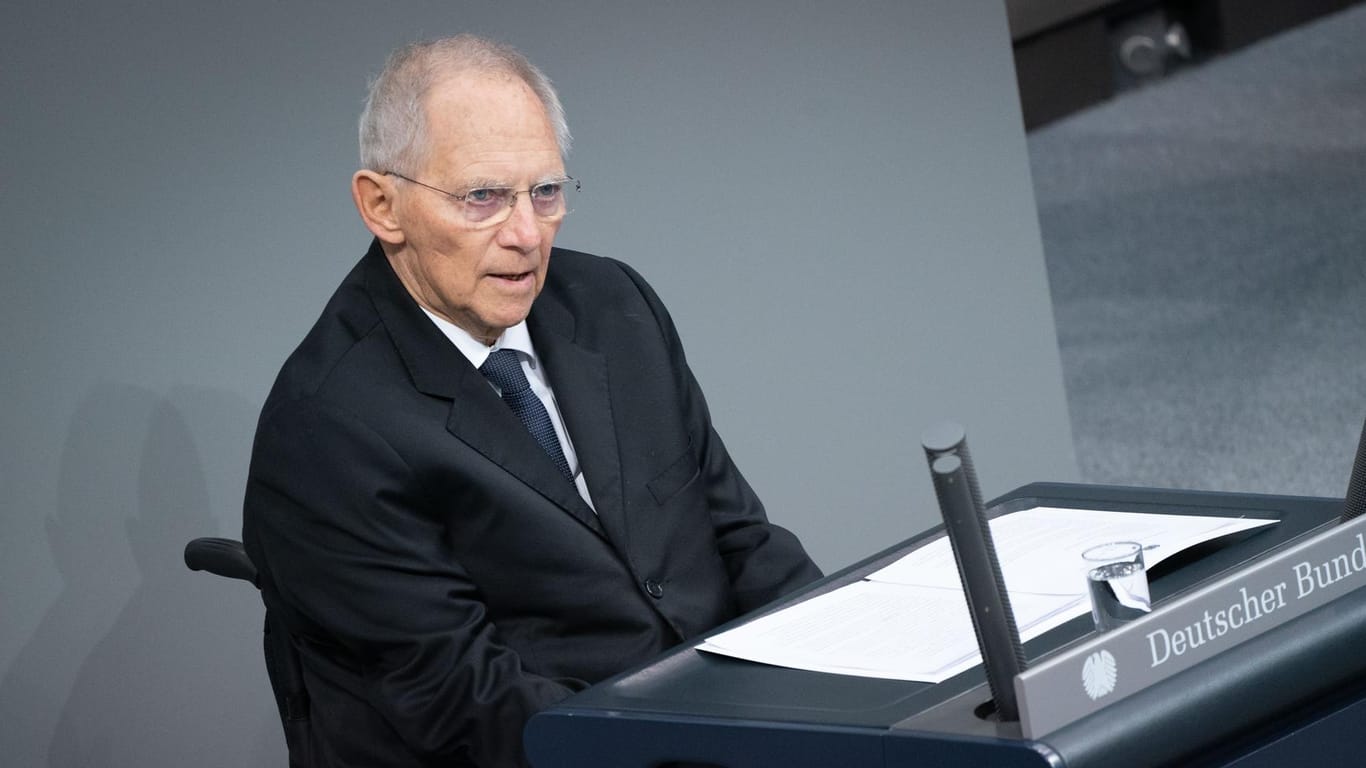 Wolfgang Schäuble (CDU): Der Bundestagspräsident will eine Ausweitung deutscher Bundeswehreinsätze.