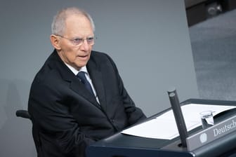 Wolfgang Schäuble (CDU): Der Bundestagspräsident will eine Ausweitung deutscher Bundeswehreinsätze.