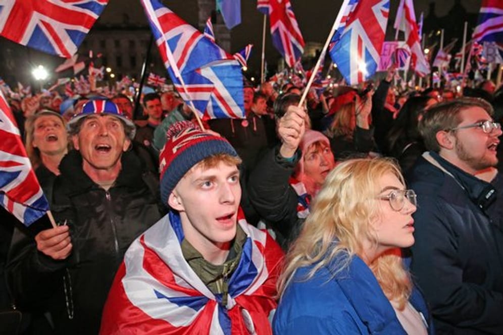 Brexit-Anhänger feiern in London das Ende der EU-Mitgliedschaft ihres Landes.