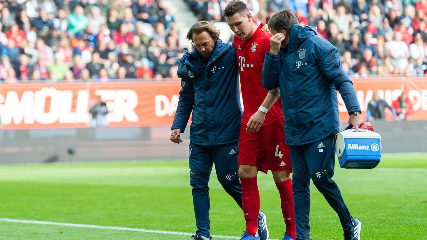 Fehlt noch länger: Niklas Süle verletzte sich im vergangenen Oktober im Ligaspiel gegen Augsburg schwer.