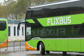 Flixbus: Insgesamt haben Flixbus und Flixtrain nach Unternehmensangaben 2019 zusammen 22 Millionen Fahrgäste in Deutschland befördert.