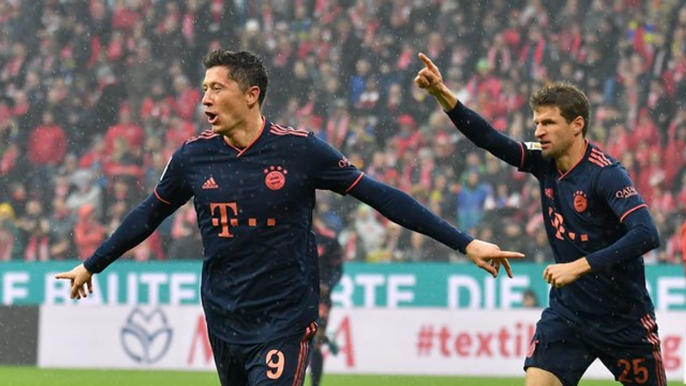 Robert Lewandowski schoss die Bayern in Mainz in Führung.