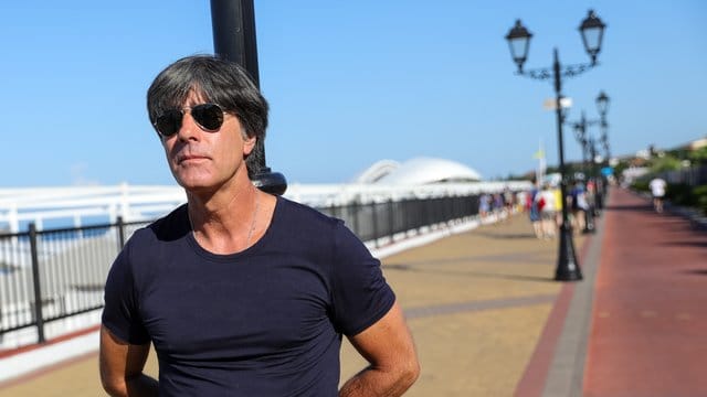 Jogi Löw sieht Erfolge mit dem DFB-Team nicht als Selbstverständlichkeit an. Jogi Löw sieht Erfolge mit dem DFB-Team nicht als Selbstverständlichkeit an.