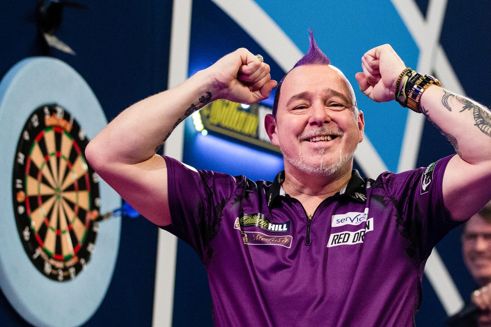 Peter Wright beim Auftakt der Darts-Saison in Milton Keynes: Nun holte der Weltmeister sich den nächsten Titel.