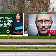Wahlwerbung von Katharina Fegebank und Peter Tschentscher: Die Grünen-Kandidatin will dem SPD-Bürgermeister sein Amt streitig machen.