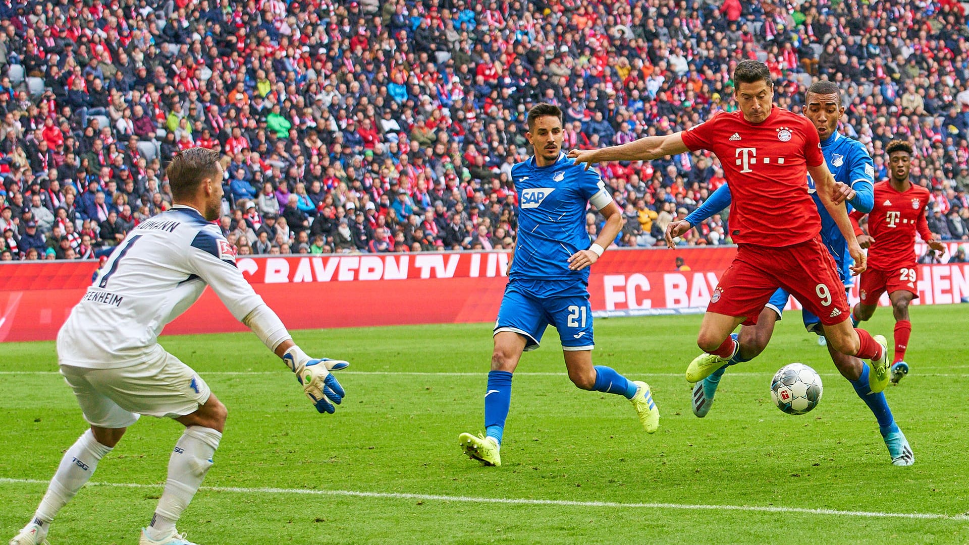 Robert Lewandowski: Am Mittwoch treffen die Bayern um den Stürmer-Star im DFB-Pokal-Achtelfinale auf die TSG Hoffenheim. Robert Lewandowski: Am Mittwoch treffen die Bayern um den Stürmer-Star im DFB-Pokal-Achtelfinale auf die TSG Hoffenheim.