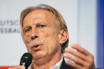 Fährt weiterhin Bahn: Ex-Bundesliga-Coach Christoph Daum.