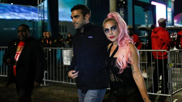Lady Gaga: Ihr neuer Freund Michael Polansky begleitete sie zum Super Bowl.