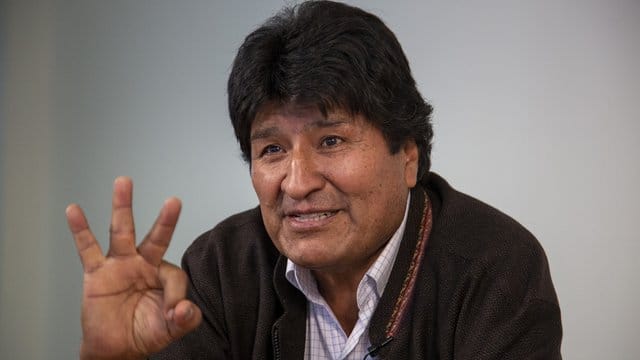 Evo Morales ist im November als Präsident von Bolivien zurückgetreten und lebt im Exil in Argentinien. Evo Morales ist im November als Präsident von Bolivien zurückgetreten und lebt im Exil in Argentinien.