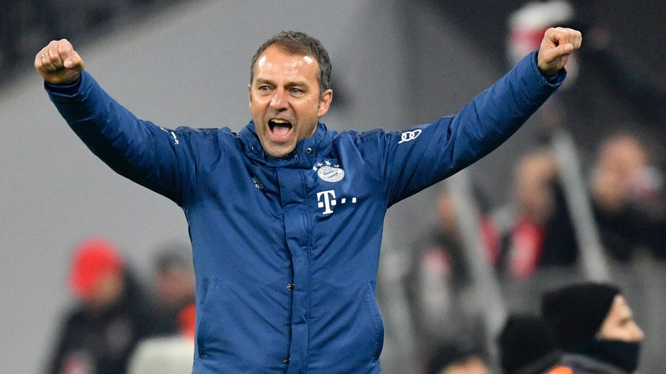 Könnte bei weiterem Erfolg über diese Saison Trainer bleiben: Bayern-Coach Hansi Flick.