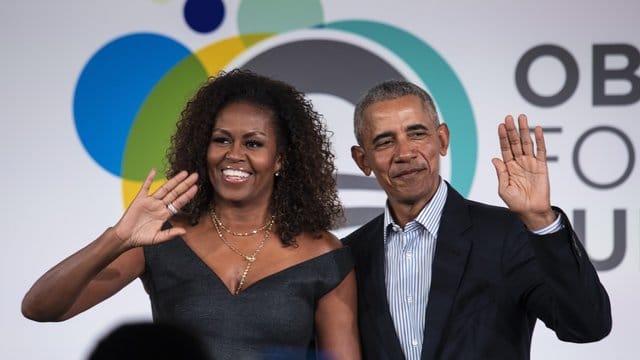 Barack und Michelle Obama haben mit ihrer Produktionsfirma dafür gesorgt, dass "American Factory" bei Netflix läuft. Barack und Michelle Obama haben mit ihrer Produktionsfirma dafür gesorgt, dass "American Factory" bei Netflix läuft.