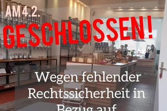 "Geschlossen" steht als Layover über einen Foto aus dem Unverpackt-Laden in Wuppertal: Aus Protest hat der Laden einen Tag lang dicht gemacht.