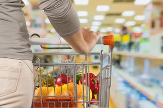 Supermarkt: Vor allem jüngeren Verbrauchern sind Frische, Regionalität, handwerkliche Herstellung und die Unterstützung kleinerer Produzenten ein Anliegen.