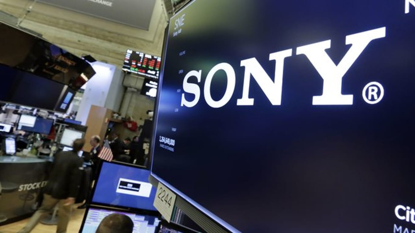 Das Logo von Sony an der New Yorker Börse.