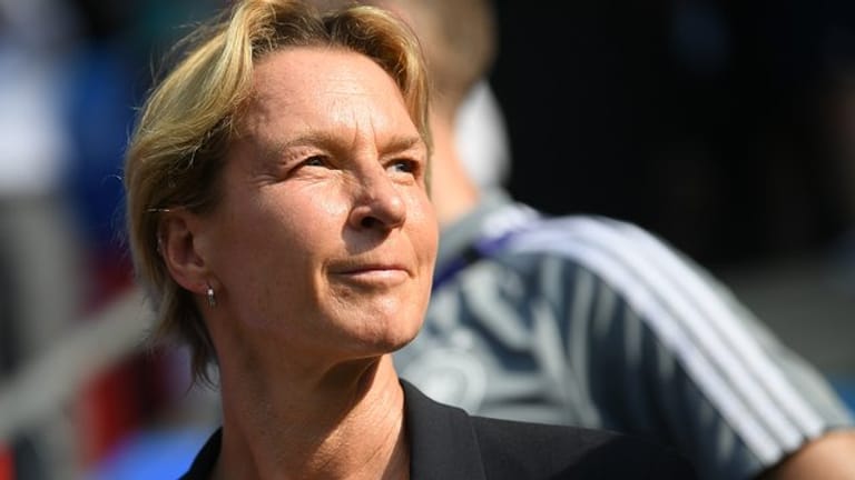 Wünscht sich mehr Respekt für den Frauen-Fußball: Bundestrainierin Martina Voss-Tecklenburg.