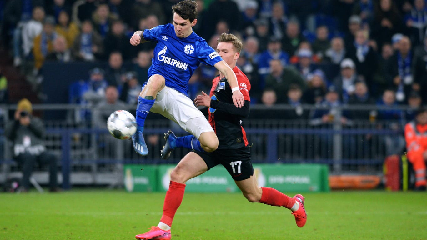 Gegen Hertha: Benito Raman (o.) erzielte in der Verlängerung das entscheidende 3:2 für Schalke.