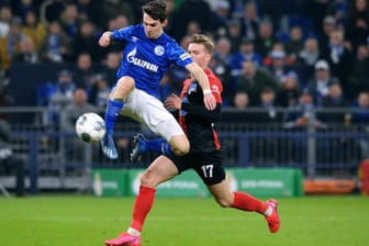 Gegen Hertha: Benito Raman (o.) erzielte in der Verlängerung das entscheidende 3:2 für Schalke.