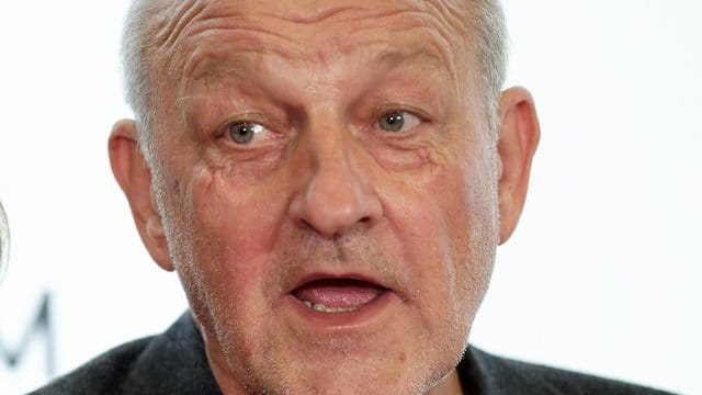 Schauspieler Leonard Lansink entspannt gerne am Meer - am liebsten an deutschen Küsten. Schauspieler Leonard Lansink entspannt gerne am Meer - am liebsten an deutschen Küsten.