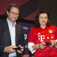 Bundesverkehrsminister Andreas Scheuer und Staatsministerin Dorothee Bär spielen auf der Gamescom: 2019 startete ein Förderprogramm für deutsche Spieleentwickler.