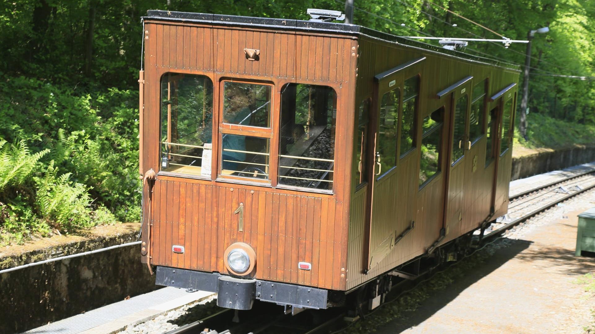 Die Stuttgarter Standseilbahn von 1929: Die denkmalgeschützte Standseilbahn ist Teil des regulären Liniennetzes der Stadt.