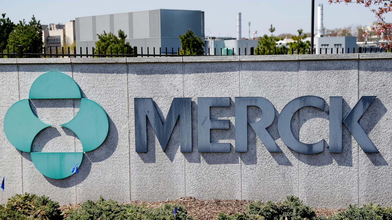 Merck: Das Produktportfolio des Konzerns mit Humanarzneimitteln würde sich durch die neuen Pläne halbieren.