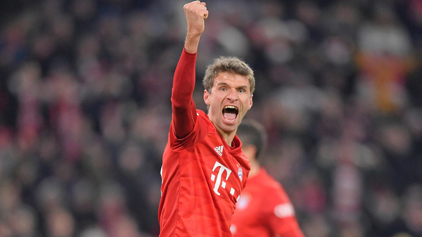 Leitete den Bayern-Sieg mit ein: Thomas Müller jubelt über sein Tor gegen Hoffenheim.