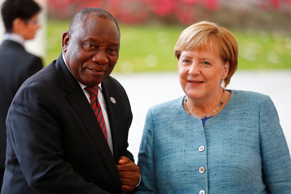 Oktober 2018: Südafrikas Präsident Cyril Ramaphosa wird von Kanzlerin Merkel in Berlin empfangen.