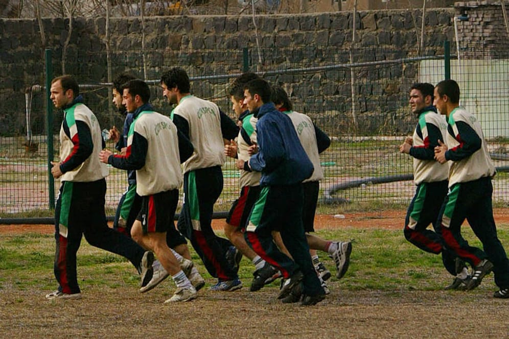 Spieler von Cizrespor im Jahr 2003: Der Klub gehörte lange Zeit zum türkischen Fußballgeschäft