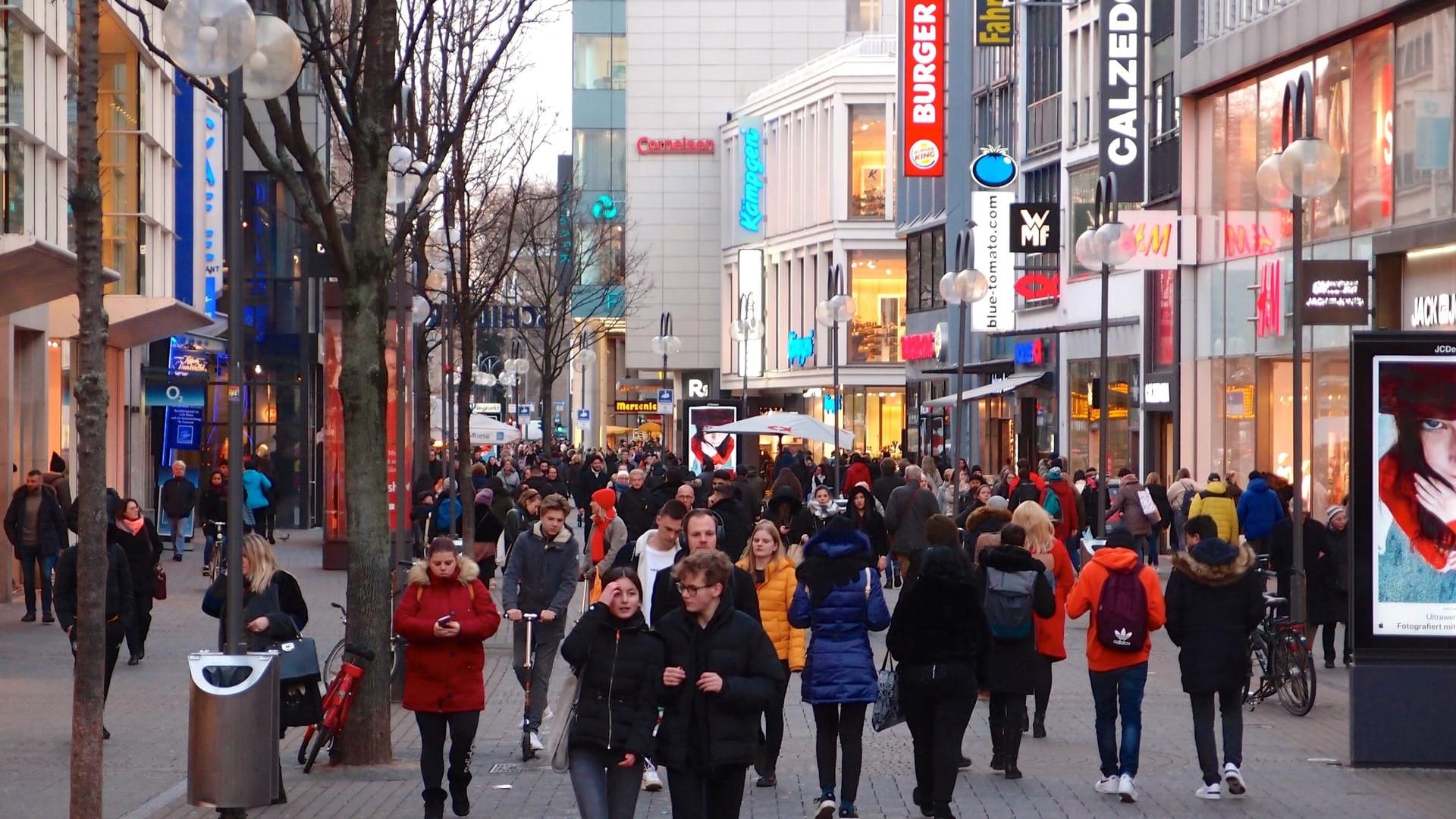 Ein Blick in die Kölner Schildergasse: Die Shoppingmeile ist sehr beliebt.