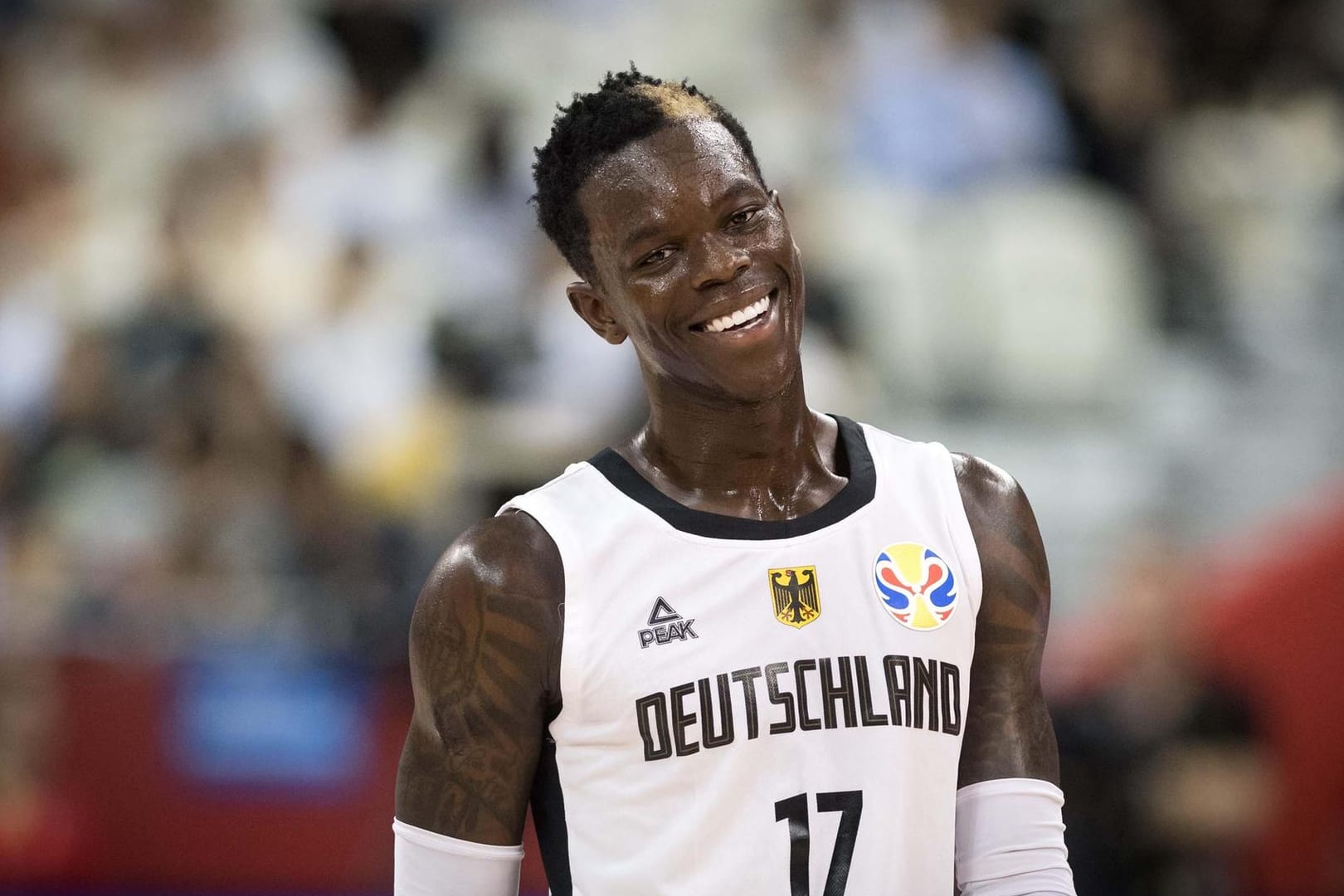 Könnte noch am letzten Transfertag das Team wechseln: Der deutsche NBA-Star Dennis Schröder.