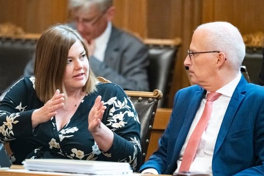 Koalitionspartner und Konkurrenten: Hamburgs Erster Bürgermeister Peter Tschentscher (SPD) und seine Stellvertreterin Katharina Fegebank (Grüne).