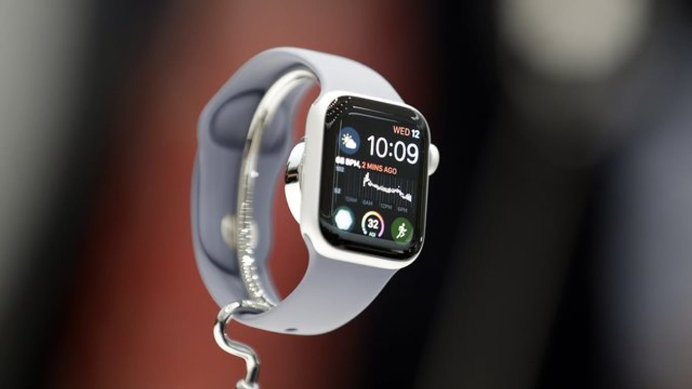 Die Apple Watch macht der Uhrenindustrie in der Schweiz immer mehr zu schaffen.