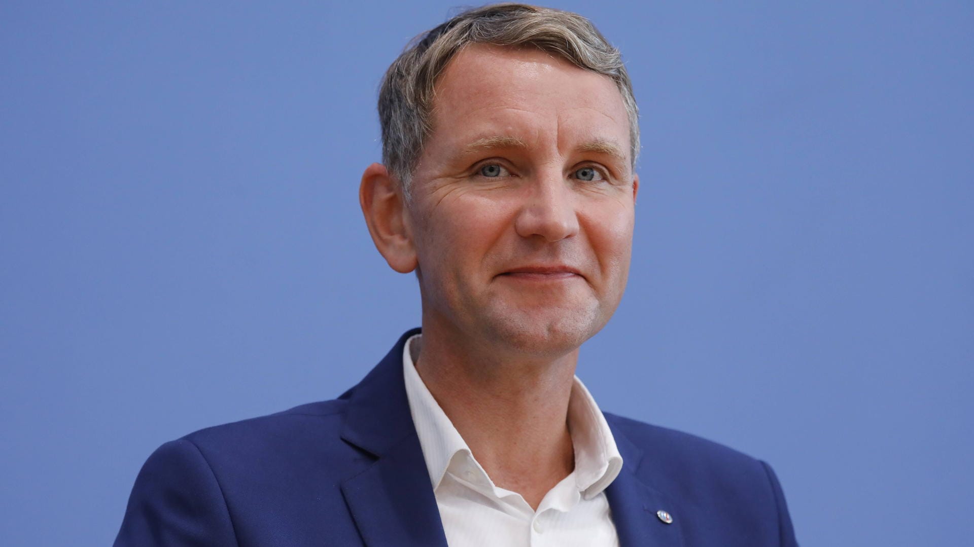 Björn Höcke: Innerhalb der AfD hat der Thüringer Parteivorsitzende einen kleinen Sieg errungen. Björn Höcke: Innerhalb der AfD hat der Thüringer Parteivorsitzende einen kleinen Sieg errungen.