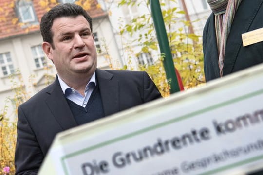 Arbeitsminister Hubertus Heil hat mit Gesundheitsminister Jens Spahn "die letzten noch offenen Fragen" im Gesetzentwurf für die Grundrente geklärt.