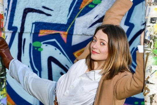 Hanna Plaß spielt die Hauptrolle in der neuen SAT.