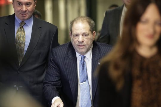 Mehr als 80 Frauen haben ihm seit 2017 sexuelle Übergriffe vorgeworfen: Harvey Weinstein.