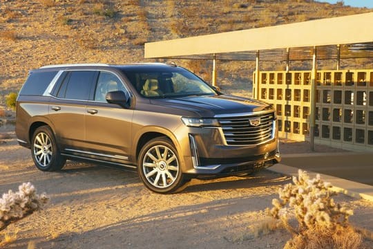 Der neue Cadillac: Während die Technik eher konventionell ist, gehen die Amerikaner bei der Ausstattung in die Offensive.