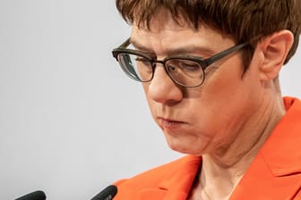 Annegret Kramp-Karrenbauer: Der Bundesvorsitzenden der CDU mangelte es im Vorfeld der Ministerpräsidentenwahl in Thüringen entscheidend an Autorität.