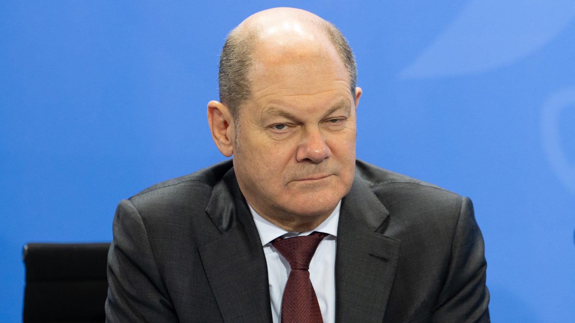 Olaf Scholz Bundesminister für Finanzen: Die bisherigen Gesetze sehen einen Ausstieg aus dem Soli erst für 2021 vor.