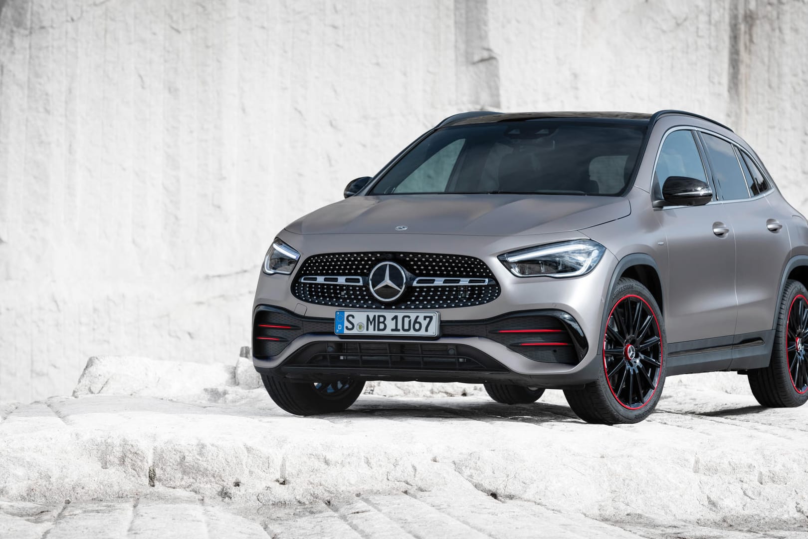 Neuer GLA: Er erhält das Design der größeren Mercedes-SUV.