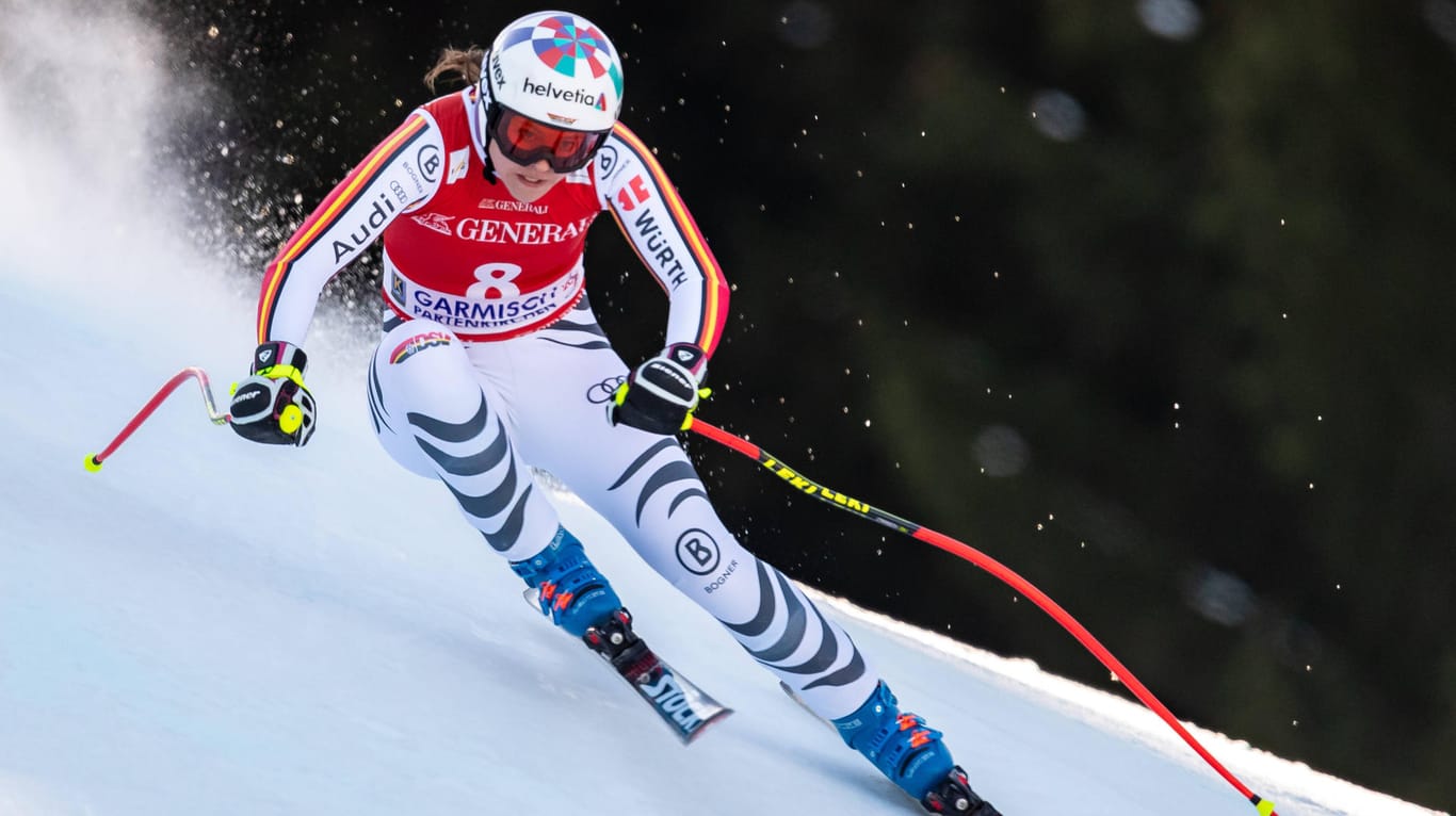 Viktoria Rebensburg: Der deutsche Ski-Star ist im Super G von Garmisch gestürzt.