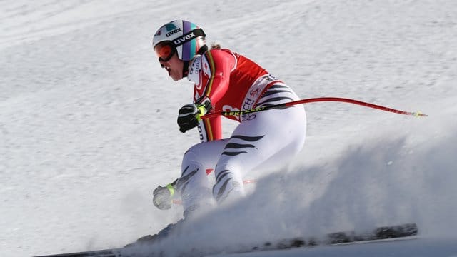 Stürzte beim Super-G in Garmisch: Abfahrtssiegerin Viktoria Rebensburg.