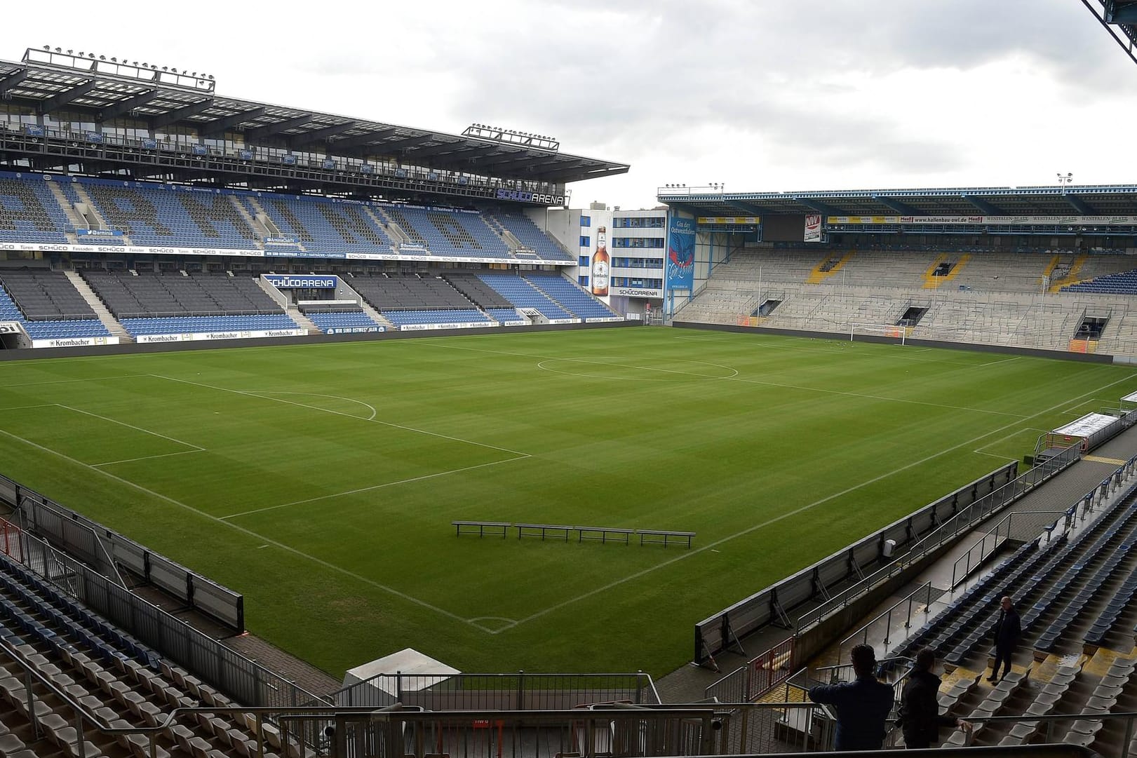 Hier könnte es am Nachmittag ungemütlich werden: in der SchücoArena in Bielefeld.