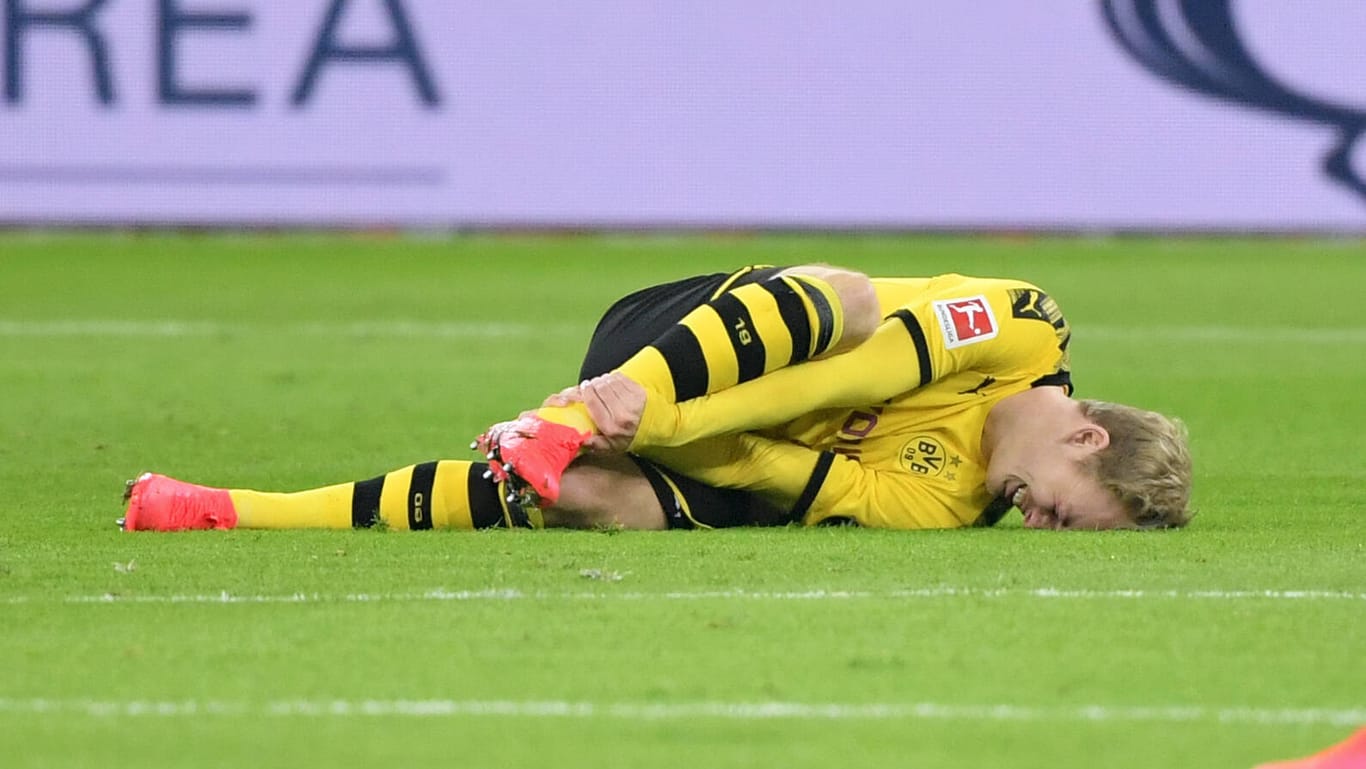 Verletzte sich in Leverkusen: Dortmunds Julian Brandt.